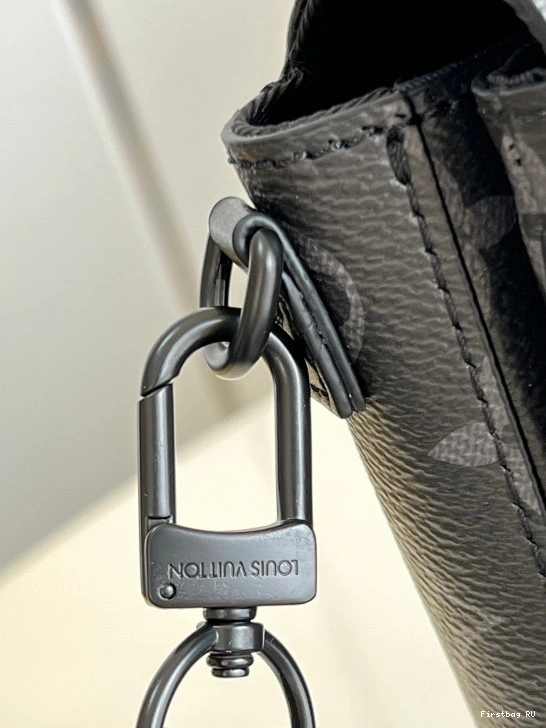 Firstbags ru review LOUIS S-LOCK VERTICAL WEARABLE WALLET VUITTON 0804